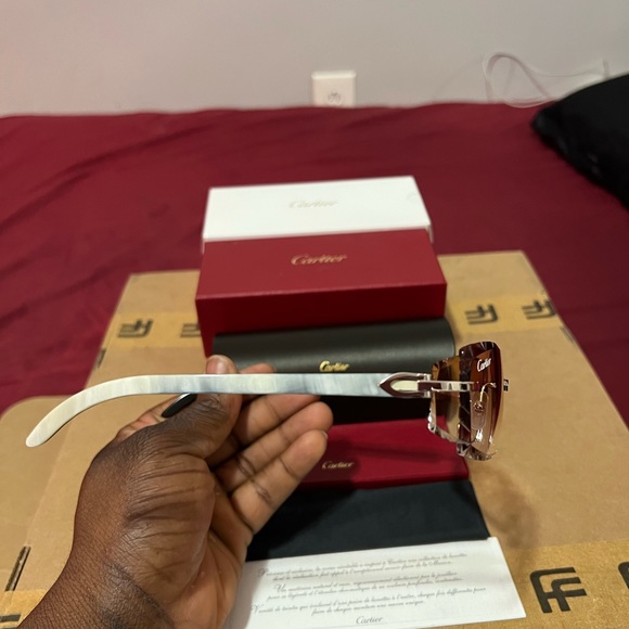 Cartier white Buffalo horn sunglasses - Picture 2 of 8